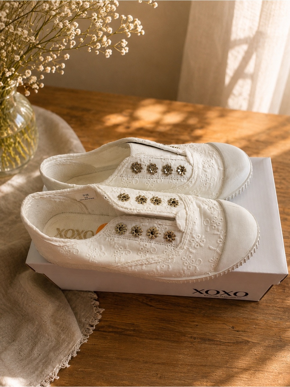🤍 XOXO White Slip-On Embroidered Floral Sneakers with Gold Accents
